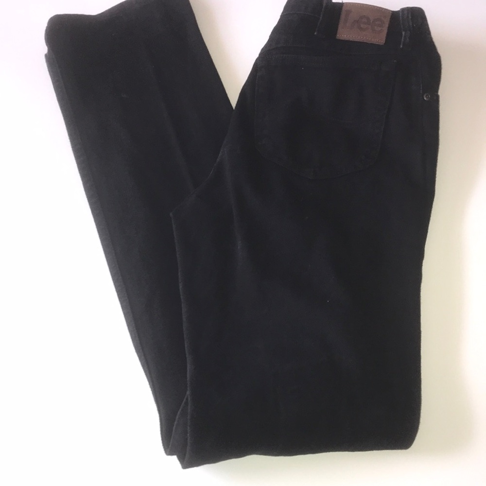 Men’s Lee Black denim straight leg jeans in size 34” waist x 36” inseam.
